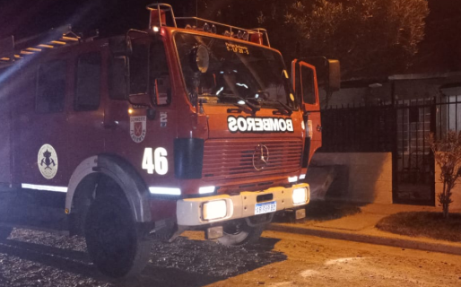 Una vela provocó un incendio en una vivienda de Palazzo