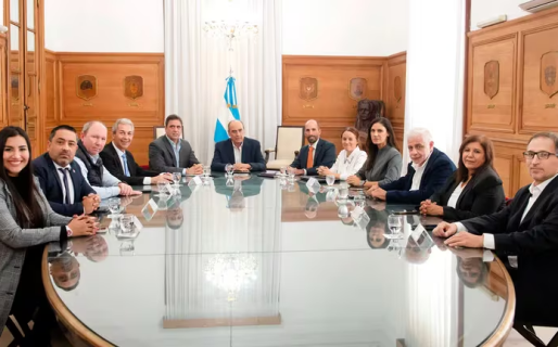 Los tres líderes con pasado kirchnerista y massista de los que depende el Gobierno para aprobar la Ley Bases en el Senado