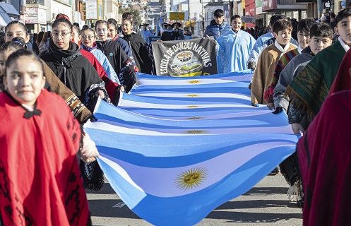 <strong>Corte de calles y restricciones de estacionamiento por el Desfile del 25 de Mayo</strong>