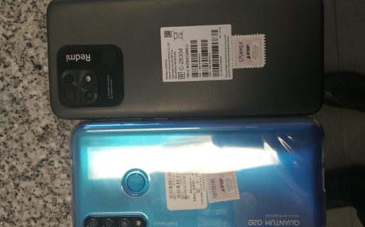 Dos detenidos por tratar de llevarse celulares de un supermercado