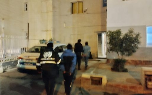 Inseguridad: Intentaron apuñalar a un trabajador para robarle el celular pero pudo escapar