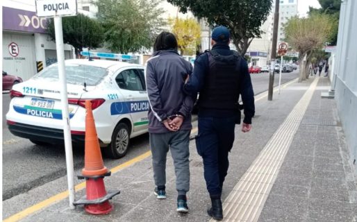 Detuvieron en la Terminal a un hombre que tenía pedido de captura en Río Negro