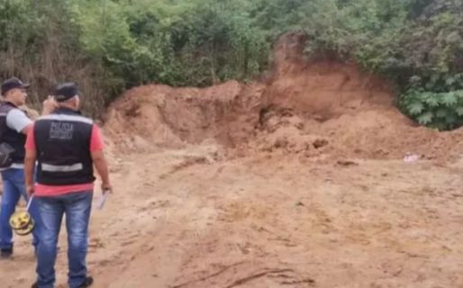 Un joven cargaba camiones de arena junto a su abuelo y murió aplastado