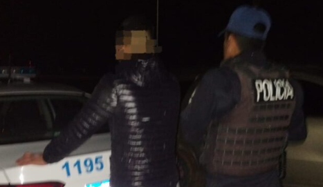Lo sorprendieron forzando puertas de autos secuestrados en un puesto policial