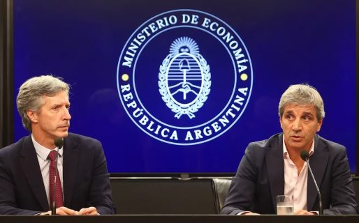En línea con un pedido del FMI, Luis Caputo recompra bonos que estaban en el Banco Central