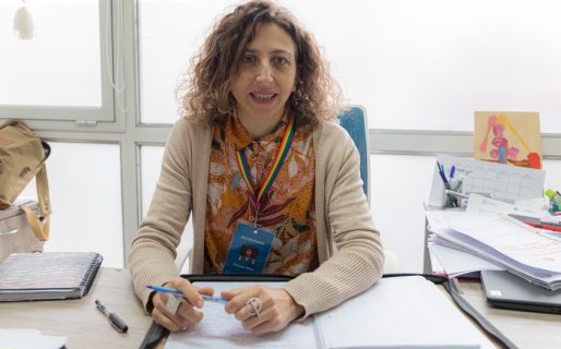 “Este dispositivo hace que la gente tenga más confianza y facilidad para acercarse a consultar”