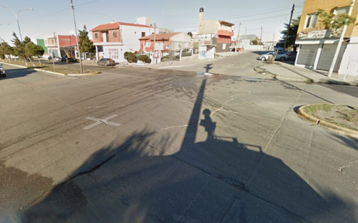 Un nuevo choque en la intersección de avenida Estados Unidos y Colonos Galeses