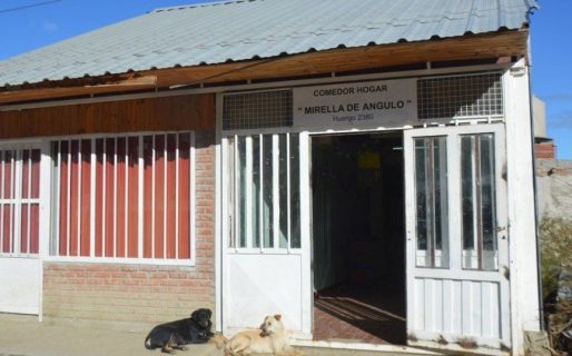 «Cada vez son más las familias que asisten al comedor, la gente pasa hambre»