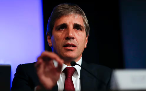 Las generadoras de electricidad rechazaron la oferta de Caputo de pagar deudas con un bono