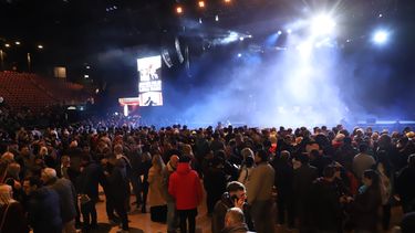 Javier Milei arrancó con su show musical en el Luna Park