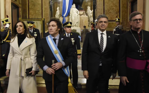 Milei asistió al Tedeum por el 25 de Mayo y emprende viaje a Córdoba