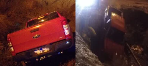 Le prestó la camioneta a su hijo y terminó volcada en un desagüe
