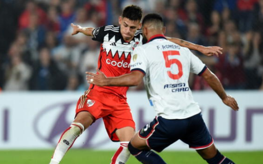 A River se le escapó la victoria y clasificación temprana en Uruguay