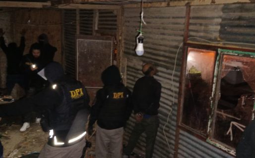 Allanamientos en el San Cayetano: La D.P.I. detuvo a dos hombres, uno menor de edad, por un robo a la Panadería “San Carlos”