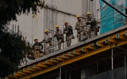 En un contexto recesivo, el derrumbe de la inversión continuó en el mes mayo