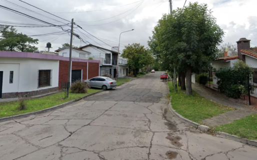 Compró una moto por internet, los ladrones simularon ser vendedores y lo balearon para robarle US$6000