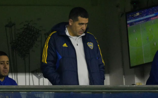 Juan Román Riquelme se reunió de imprevisto con los jugadores de Boca en Ezeiza: la fuerte frase que les dijo