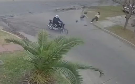 Una mujer policía se defendió a tiros de un ataque de motochorros e hirió a dos delincuentes