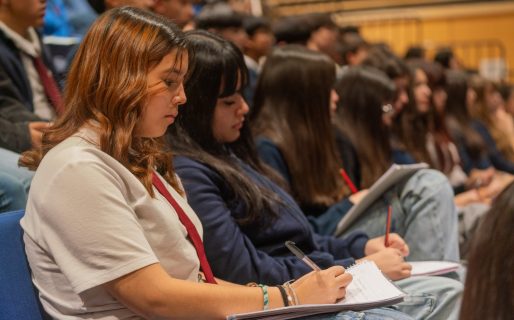 Más de 1500 estudiantes participaron de la Master Class por el Día del Medio Ambiente