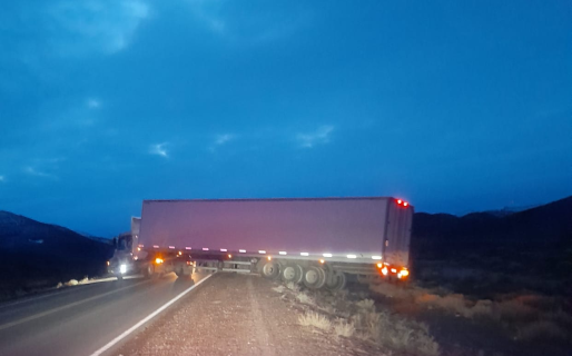 Conductor ebrio puso en peligro a automovilistas y efectivos en el egreso norte de Comodoro