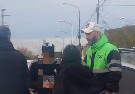 Un conductor con 1,23 de alcoholemia chocó dos autos estacionados