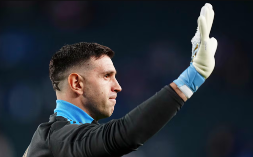 El Dibu Martínez explicó por qué festejó el gol de la Selección argentina frente a los hinchas de Chile