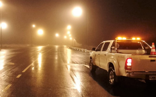 Piden precaución para circular rutas ante calzada con agua, banquinas inestables y lloviznas en sectores