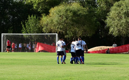 Un hombre se negó a pagar la cuota alimentaria y la Justicia le prohibió jugar al fútbol con sus amigos