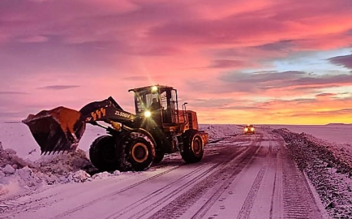 Chubut: Liberan a primeros vehículos varados en la RN 3 tras intensas nevadas