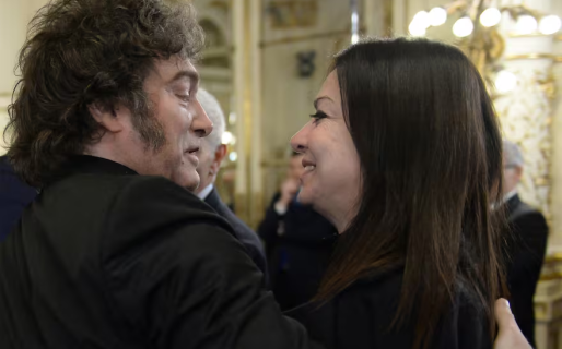 Una crisis profunda que desnuda los déficits del Gobierno