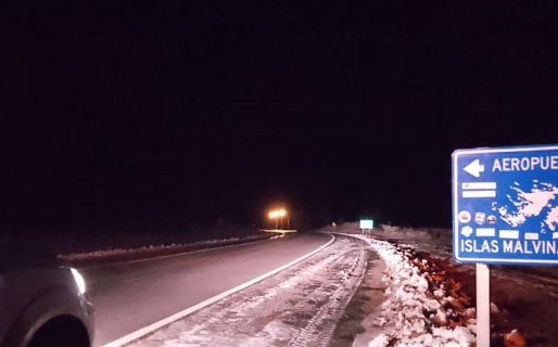 Piden precaución para circular rutas ante calzada húmeda, sectores con hielo y banquinas inestables