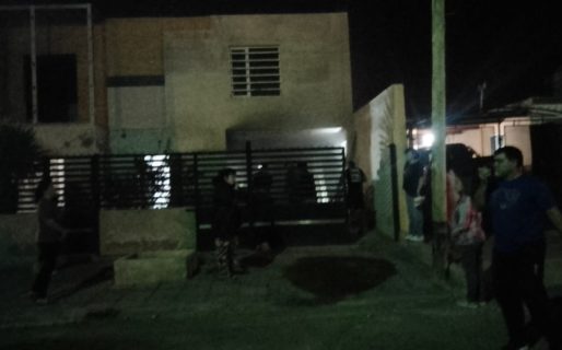 Tenía cartones en la salida de gas y se le incendió la  vivienda