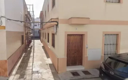 Una mujer apuñaló en el pecho a su hijo con discapacidad y después intentó matarse