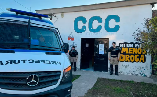 Encuentran 3 toneladas de comida vencida en comedores de organizaciones piqueteras