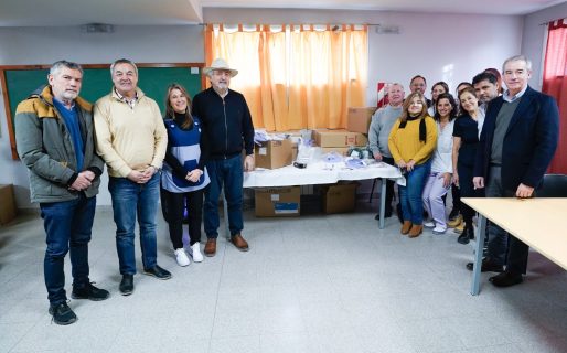 Entregaron equipos de ventilación de alto flujo al Hospital Regional