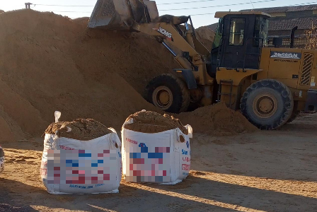 Macabro hallazgo: encontraron el cuerpo de un hombre adentro de una bolsa de corralón