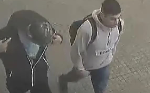 El ladrón coqueto: asaltó una financiera y cayó por los “claritos” de su peinado