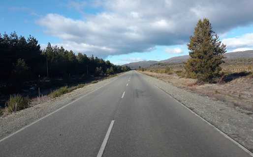 Piden precaución para circular rutas ante calzada húmeda y banquinas inestables