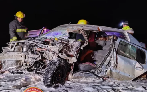 Choque frontal en Ruta 40 dejó dos personas heridas y una está grave