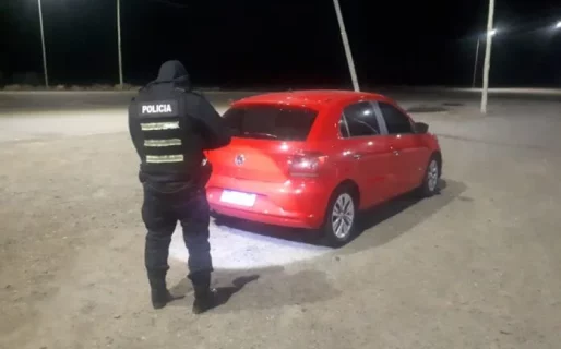 Lo detuvieron en un control y constataron que la documentación estaba adulterada