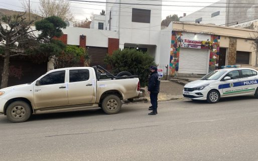 Robó una camioneta y lo detuvieron por conducir en estado de ebriedad