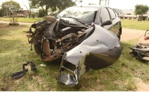 Chocó contra un poste, murió su hijastro de cinco años y horas después se tiró debajo de un colectivo