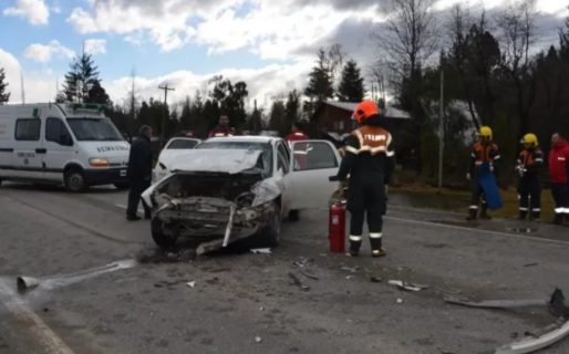 Tres personas heridas en choque sobre Ruta 40