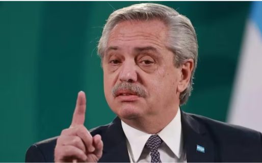 Alberto Fernández pidió que le devuelvan el teléfono