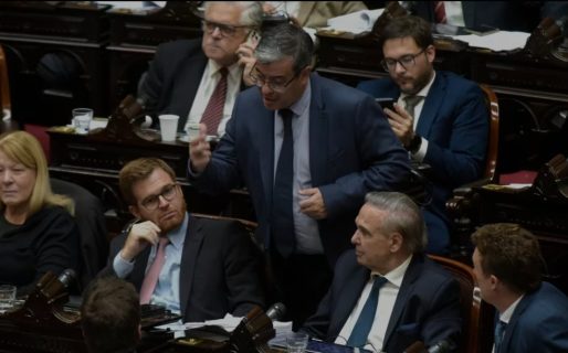 Días cruciales para las negociaciones entre el Gobierno y la oposición