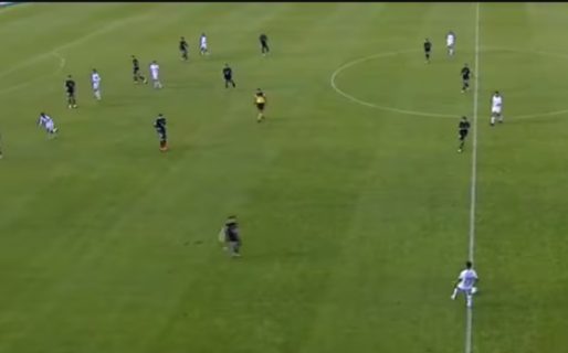 Insólito: Deportivo Riestra defendió una jugada con 12 futbolistas y generó indignación en las redes sociales