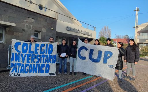 Docentes del CUP manifestaron que están en «la peor situación salarial de los últimos 40 años»