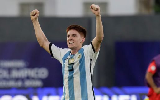 El Colo Barco hizo un sugerente posteo junto a su novia antes de ser presentado en su nuevo club