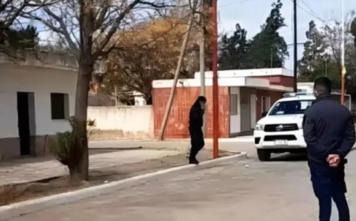 Una mujer tenía un ataúd con el cuerpo momificado de un nene en su casa