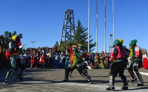 Este domingo se llevará a cabo el desfile de colectividades en el barrio Laprida